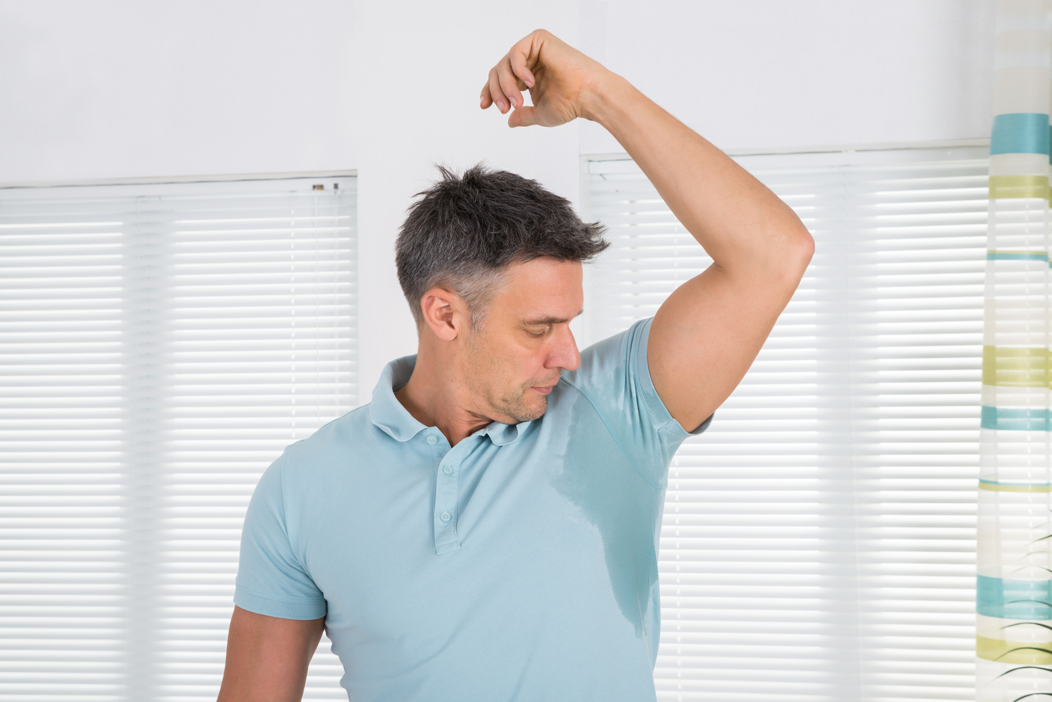 5 Natural Ways to Stop Sweating